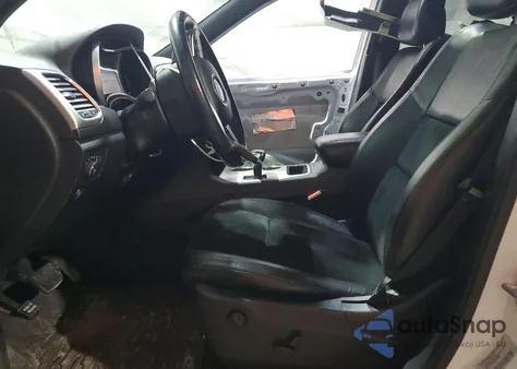 2015 Jeep Grand Cherokee Laredo z USA, uszkodzony, nr VIN 1C4RJFAG1FC196007